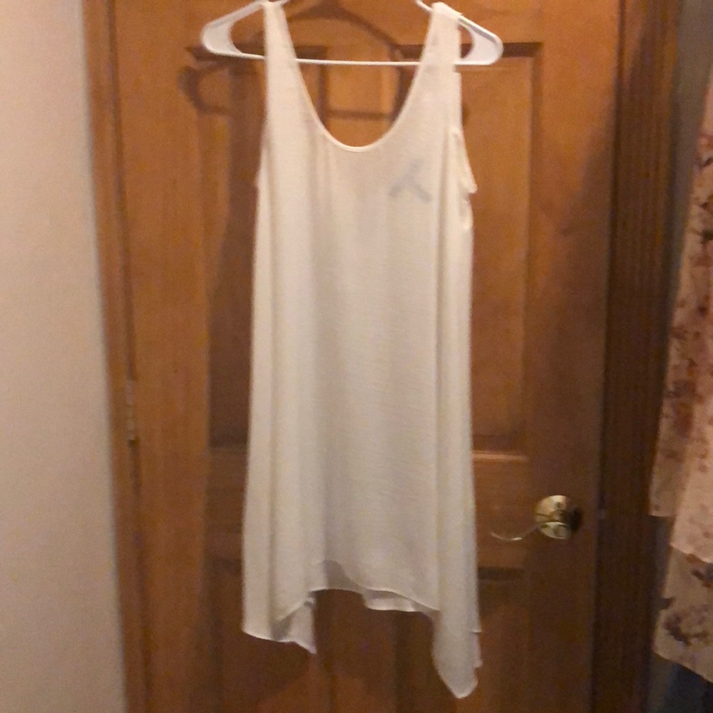 Bcbgmaxazria White asymmetrical dress